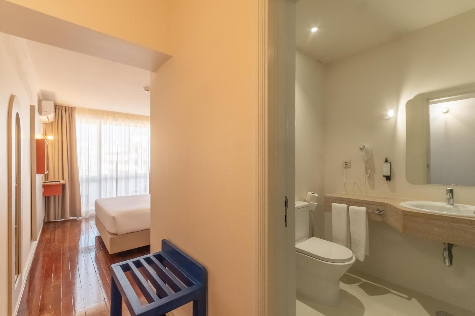 Wot Lagos Montemar Ngoại thất bức ảnh