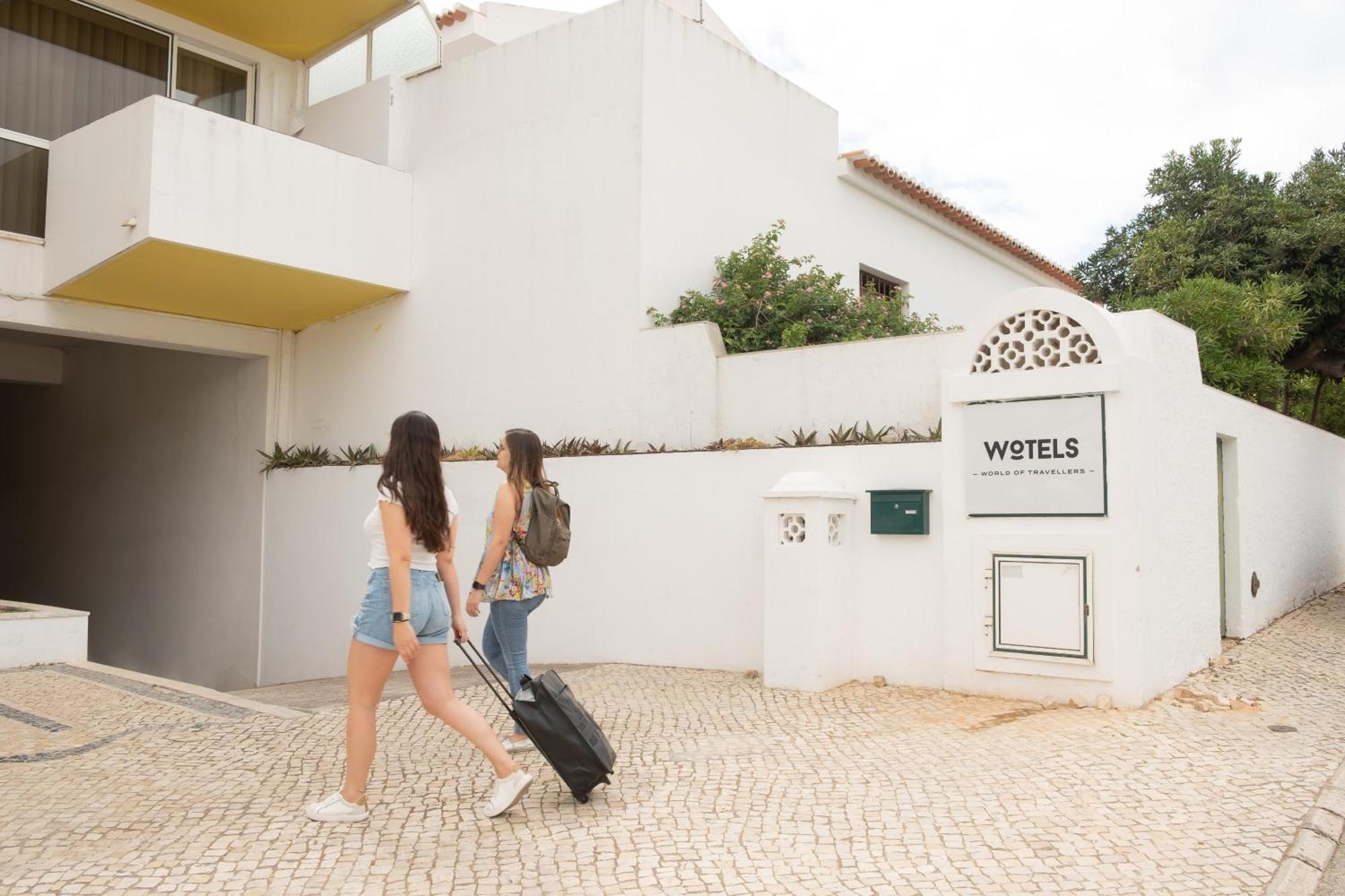 Wot Lagos Montemar Ngoại thất bức ảnh